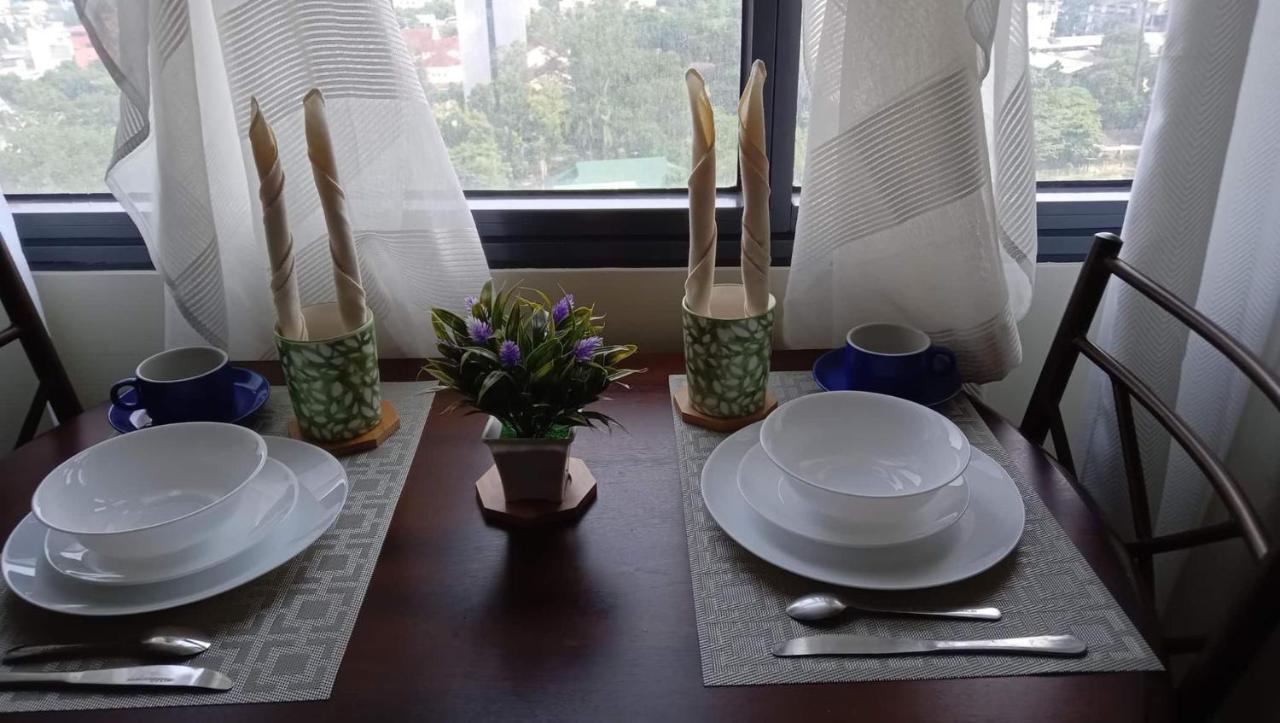 Horizon 101 A4 Near Robinson Mall Free Pool Wifi Cebu Luaran gambar