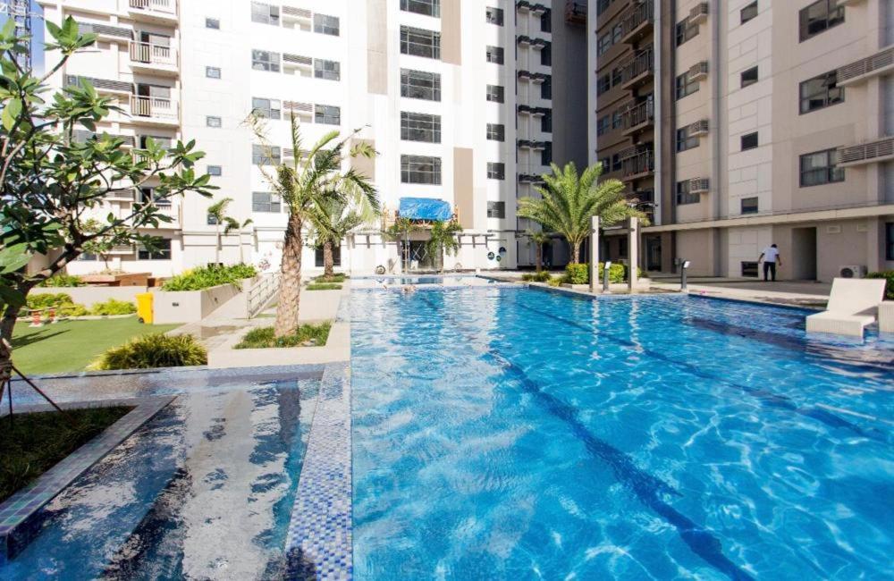 Horizon 101 A4 Near Robinson Mall Free Pool Wifi Cebu Luaran gambar